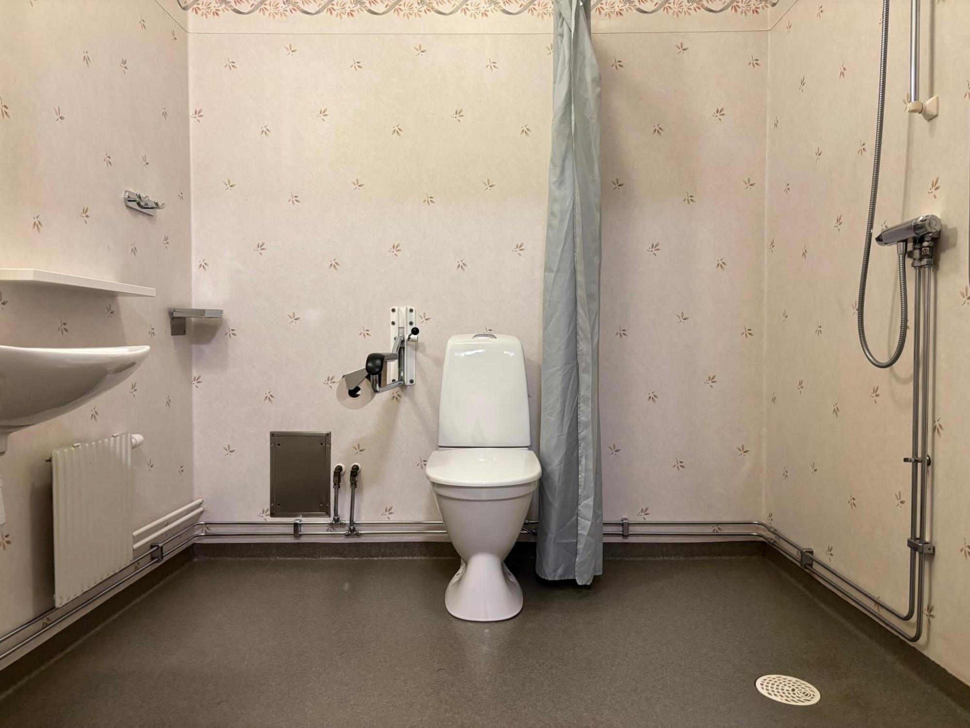 Logi Tuppen, Vandrarhem - Oskarshamns Folkhoegskola Exteriér fotografie