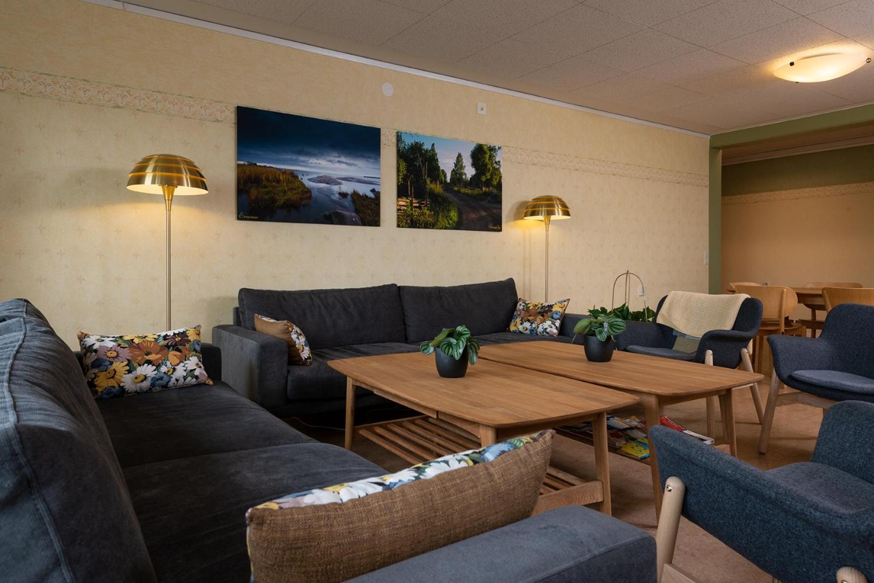 Logi Tuppen, Vandrarhem - Oskarshamns Folkhoegskola Exteriér fotografie
